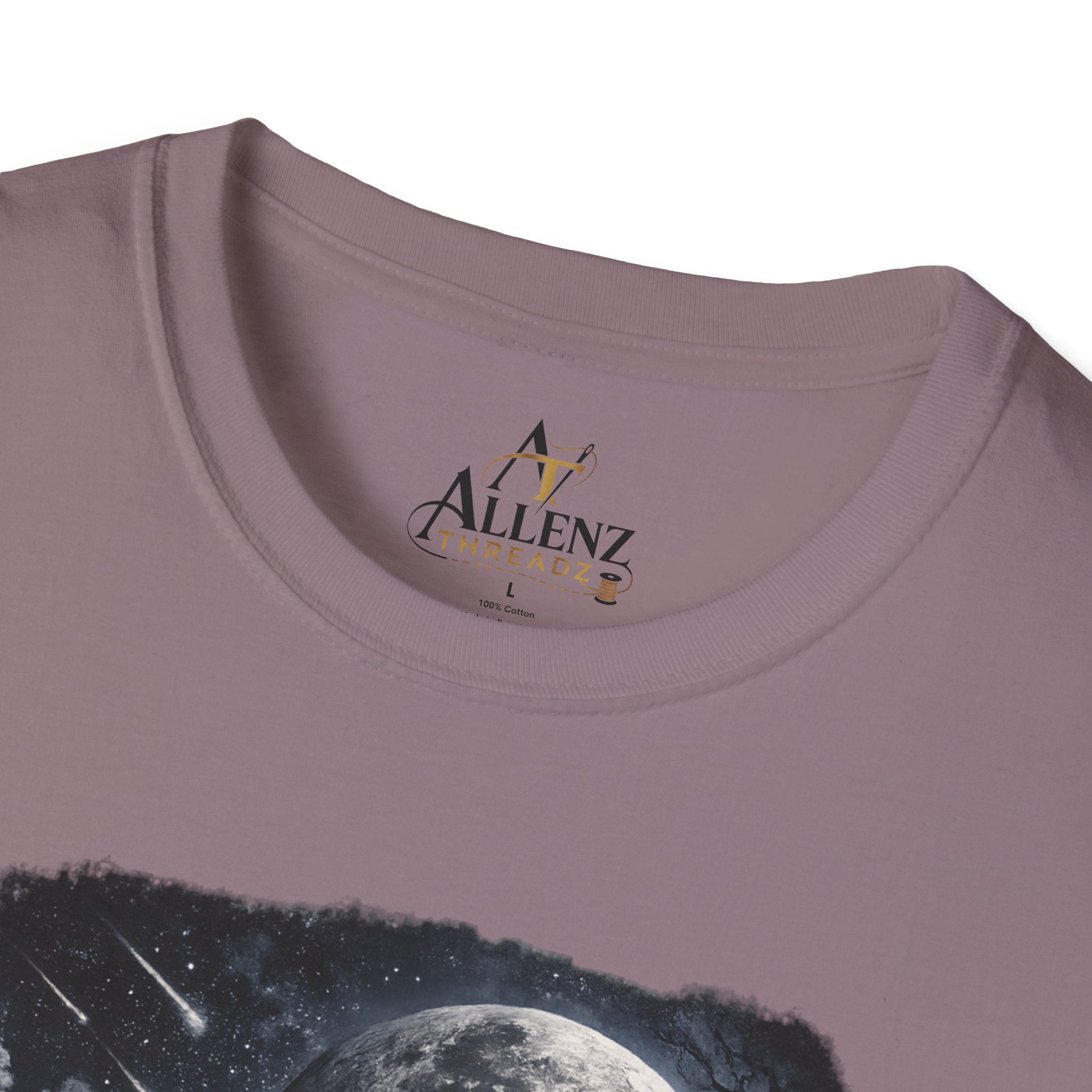 Fantasy Moonlit Wolves T-Shirt — Gothic Werewolf Night Scene