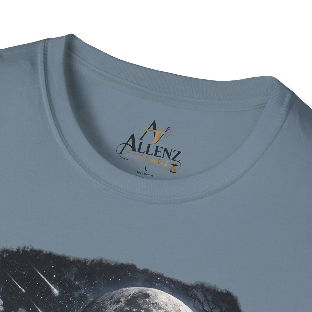 Fantasy Moonlit Wolves T-Shirt — Gothic Werewolf Night Scene