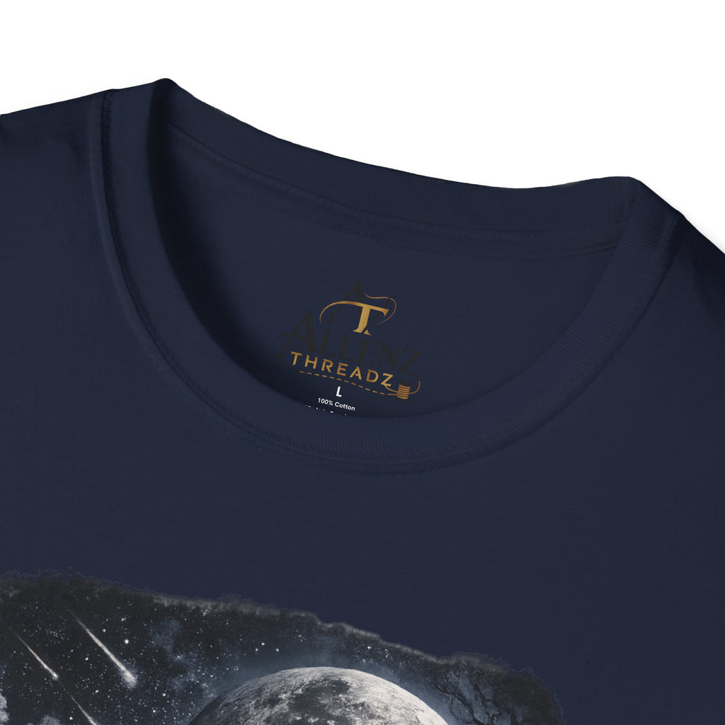Fantasy Moonlit Wolves T-Shirt — Gothic Werewolf Night Scene