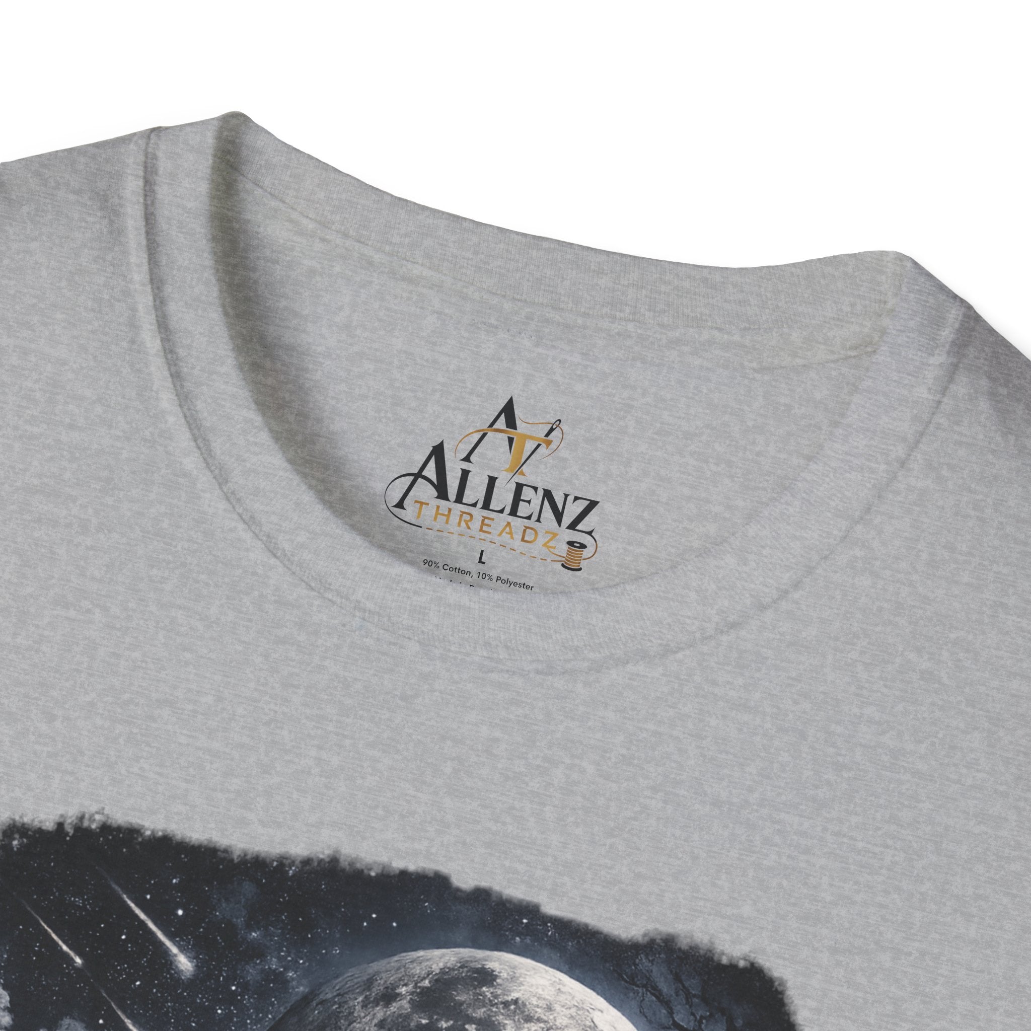 Fantasy Moonlit Wolves T-Shirt — Gothic Werewolf Night Scene