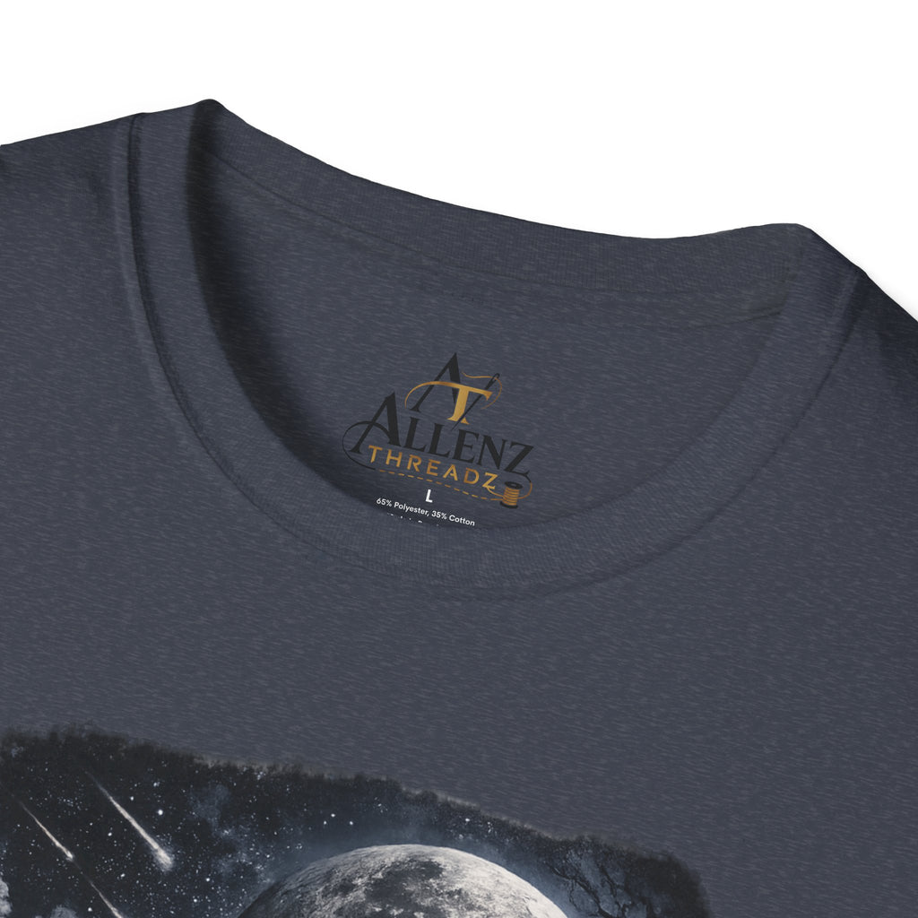 Fantasy Moonlit Wolves T-Shirt — Gothic Werewolf Night Scene