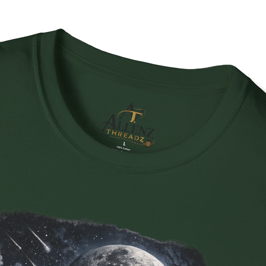 Fantasy Moonlit Wolves T-Shirt — Gothic Werewolf Night Scene